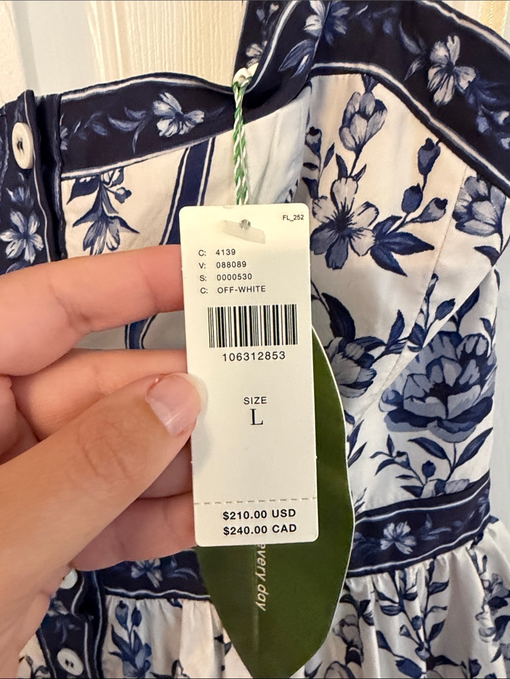 BNWT Off-White Porcelain Garden Buttoned Mini Dress size large - Picture 2 of 14